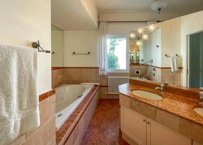 Cap D'antibes - Vue Panoramique Villa Antibes